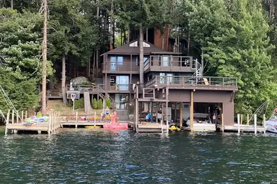 Image de Lake Winnipesaukee/Year round family house, 9min to Gunstock Mtn.