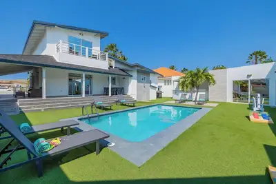 Image de *New* Modern Stylish 6br 6ba Villa near PalmBeach