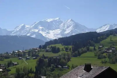 Image de Charmant 2 pièces au centre de Combloux avec vue Mont Blanc