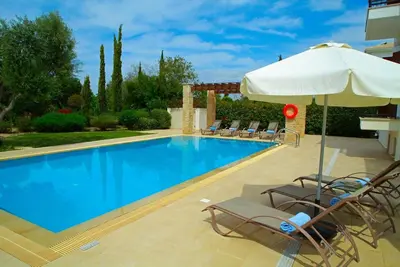 Image de Villas superieures Aphrodite Hills | Villa Superieure 0340 | Climatisation | 4 chambres | Paphos