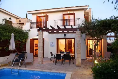 Image de Villas Junior Aphrodite Hills | Villa Junior J009 | Climatisation | Piscine privee | 3 chambres | Pa