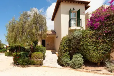 Image de Villas Junior Aphrodite Hills | Villa Junior Ooc1 | Climatisation | 3 chambres | Paphos
