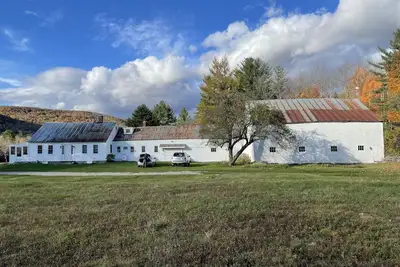 Image de Wonderful Views and Mountain Charm and on Beautiful 50 Acre Farm