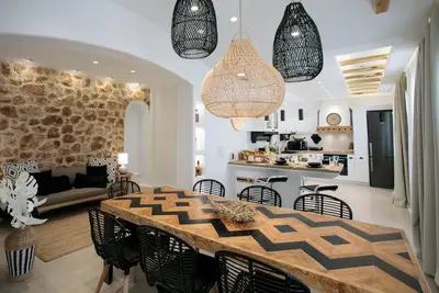 Image de Superior 3 Bedrooms Luxurious Apartment in the heart of Naxos Town