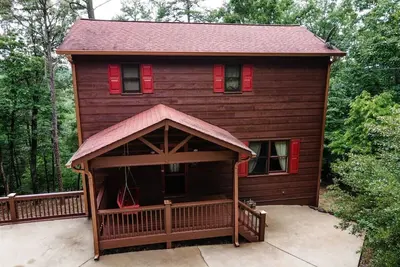 Image de Tranquil Retreat: 2-Bedroom Cabin on a Deer Trail