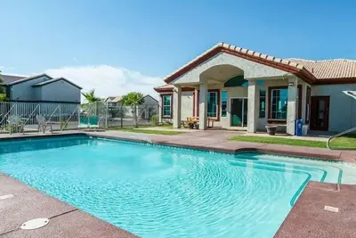 Image de 213-  2br Apartment in Coolidge, Az w heated pool, gym