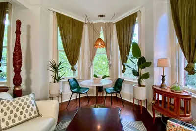1896 Tattnall Collection: Villa