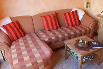Image de 4-bed vacation home Haus Sonne for up to 6 people - Naturferiendorf Dronkehof