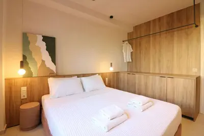 Image de Elegant and Spacious Deluxe Apartment