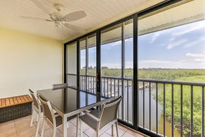 South Seas Bayside Villa 5310