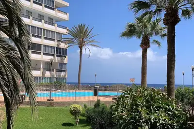 Image de Fantastic apartment right on the beach and with sea views