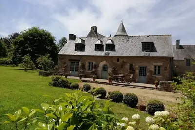 Image de Charmante maison sur le domaine du Manoir de Kerguéréon