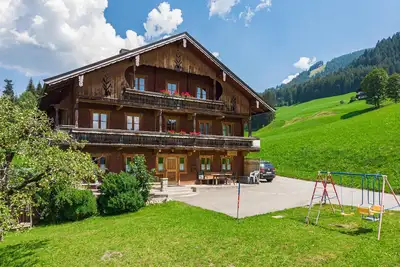 Image de Maison de groupe à usage privé idéalement située