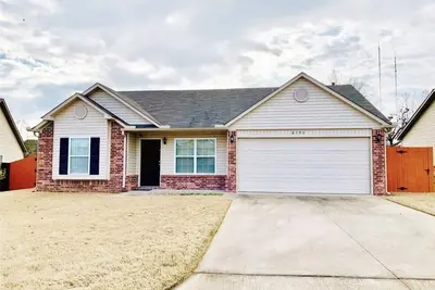 Image de Cozy Broken Arrow Home -- Special Pricing for 30+ day stays!