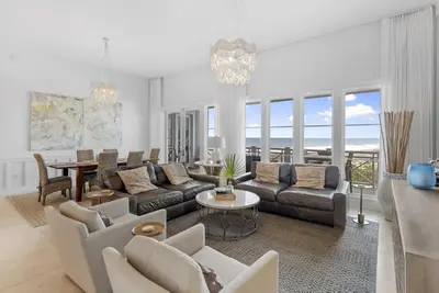 Stay Here for a Summer Getaway! Gulf Views! Professionally Decorated! Community Pool!