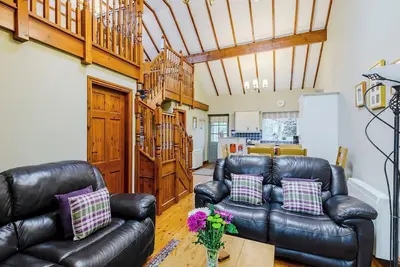 Image de Comfortable and cosy three-bedroom stone cottage ideally situated with great access to North Wales.
