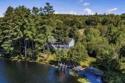 Image de Family Friendly Waterfront Estate on Lake Wicwas w/ Private Beach & Dock