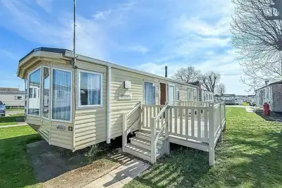 Image de 8 berth caravan for hire near Clacton-on-Sea in Essex ref 26287e