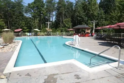 Image de Shenandoah Crossing™ - 2 Bedroom Resort Cabin