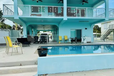 Image de Yellowtail Island Retreat - 3br Keys Home w/ Pool, Dockage, Porch & Canal Access