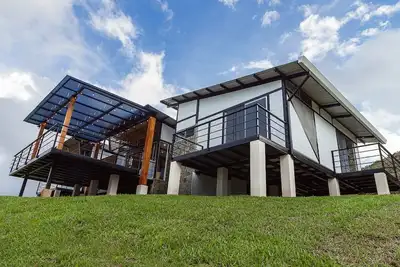Image de Chic Mountain Farmhouse w/ 180Âş Extravagant Views
