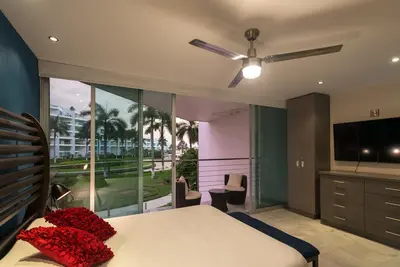 Image de Loft : Ocean front + pool Nuevo Vallarta