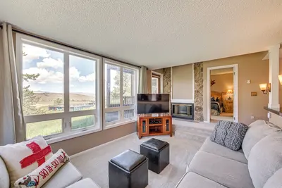 Image de Ski-In/Out Granby Ranch Condo w/ Balcony!