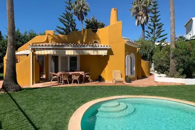 Image de Moradia V3 Piscina Privada // Charming Villa V3 Private Pool - Praia Da Coelha