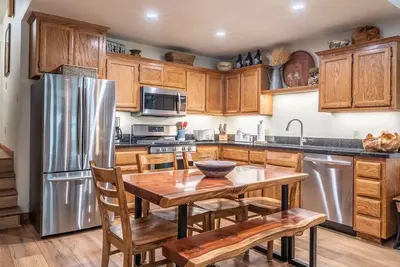 Image de Aspen Meadows 10 -Beautifully Furnished