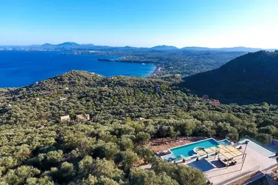 Image de Summerwine Villa 12 Guests Luxury Villa | Infinity Pool & Magnificent Sea Views