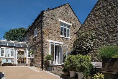 Image de Hall Cottage, Baslow, near Chatsworth House, sleeps 4