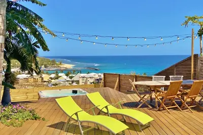 Image de *Villa Blue Waves* - piscine chauffée jacuzzi