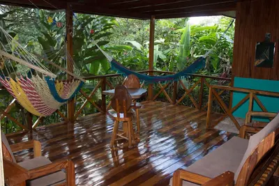 Image de Enchanting House Overlooking the Primary Forest