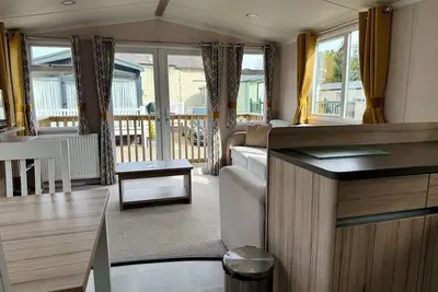 Image de The Fly Van - Beautiful, luxury static caravan