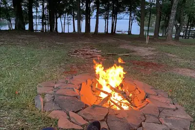 Image de Stunning Lake Views, Family/Pet Friendly, Private Dock