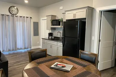 Image de Ultimate Racing Fan Suite Near Road America – Relax Between Laps!