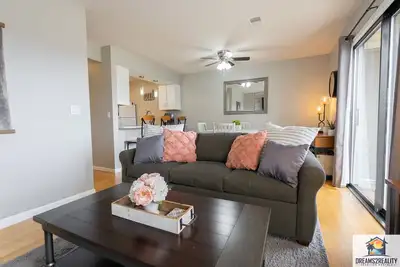 Image de 1br Walk-In~Pet Friendly ~ Resort Amenities ~ Fishing ~ Free Tickets Included! (Pr42-16)