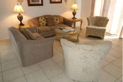 Image de Nice 4 Bed Game Spa Pool Home in Glenbrook