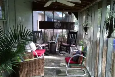 Image de Cozy private, 2 Bedroom Cottage