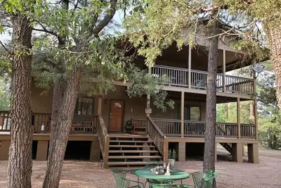 Image de Spacious Cabin on 1 Acre fenced lot in Happy Jack/Northern Az