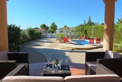 Image de Mila 3 bedrooms, air-con, free wifi