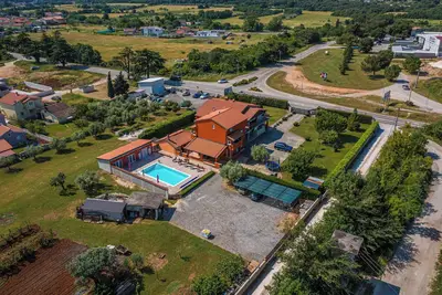 Image de Appartements Danka, (16247), Pula, Croatia