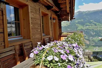Image de Chalet Hochzillertal with sauna in the Zillertal