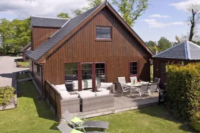 Image de Party Lodge - luxury 4-bedroom lodge with private hot tub, large gardens, barbecue area, lovely view