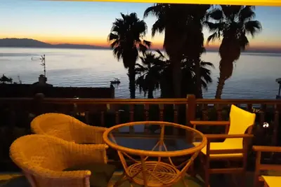 Image de Engrossed in the breathtaking sunset