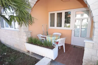 Image de Appartement d'une chambre avec la terrasse Vrsar, Porec (A-3007-f)