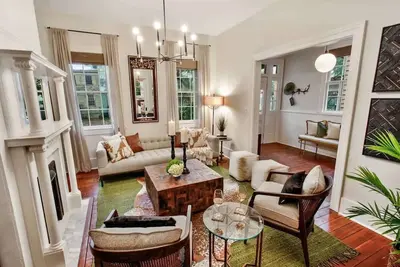 Image de Chic Historic Home | Private Patio