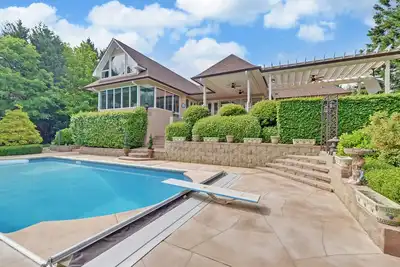 Image de Private House Retreat on Beautiful Lake Hartwell with Private Pool