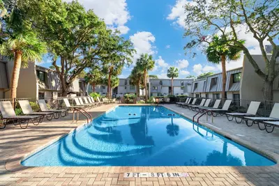 Image de Beautiful 3br Villa With Rooftop Deck, Pool & Beach Access Hilton Head