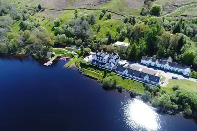 Image de Stunning 3 Bedroom Lodge with Sauna, Hot Tub and Lochside Leisure Deck